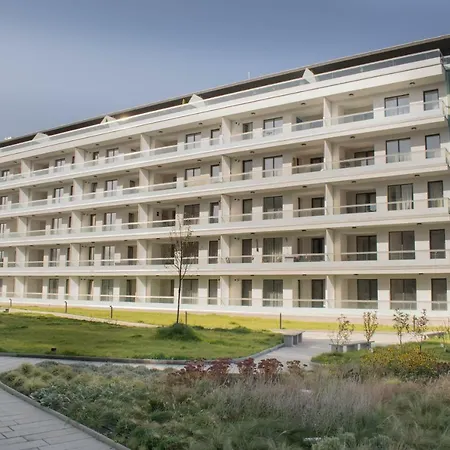 Ares Apartament 3*